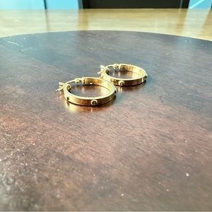 18k pure gold earrings.